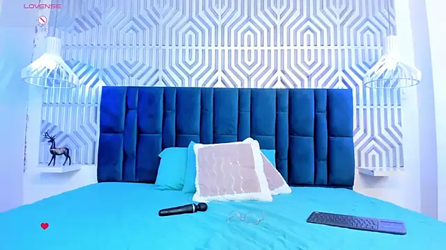 Abbyadams online show from 31, 10, 2025