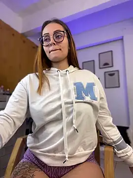 Miss-Abbii online show from 16, 2, 2025