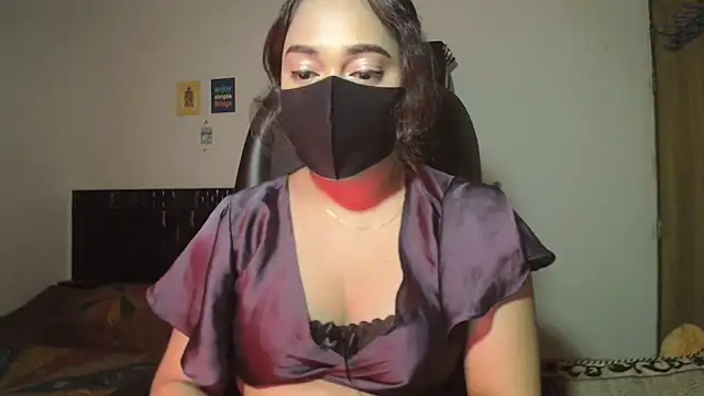 Most-Beautiful-Queen online show from 2, 4, 2026