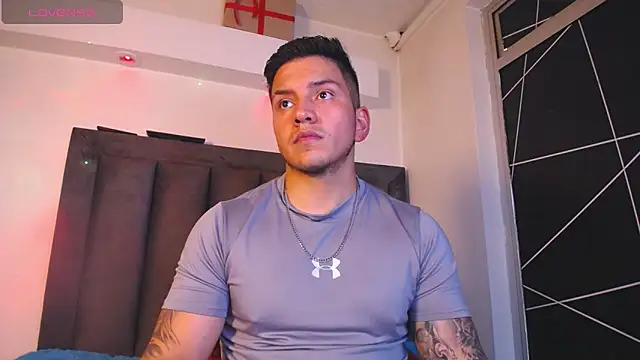 Snapshot of Marc__Waatson chatting on 15, 1, 2026 Marc Waatson online show from 15, 1, 2026