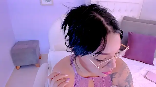 Snapshot of Sara_LipsX chatting on 16, 1, 2025 Sara LipsX online show from 16, 1, 2025