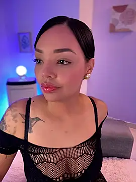 Snapshot of Sara_LipsX chatting on 29, 4, 2026 Sara LipsX online show from 29, 4, 2026