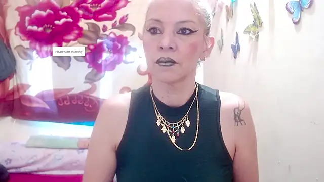 Snapshot of electra-mommy chatting on 24, 10, 2025 electra-mommy online show from 24, 10, 2025