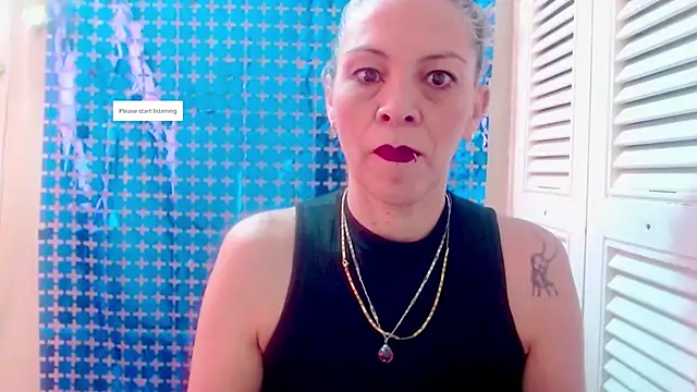 Snapshot of electra-mommy chatting on 21, 11, 2025 electra-mommy online show from 21, 11, 2025