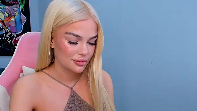 Snapshot of Angel_Sapphire_ chatting on 1, 3, 2025 Angel Sapphire online show from 1, 3, 2025