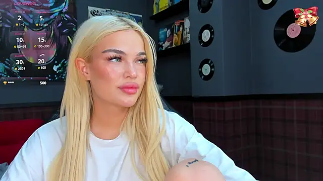 Snapshot of Angel_Sapphire_ chatting on 12, 3, 2025 Angel Sapphire online show from 12, 3, 2025