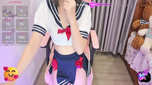 Yuka Chan online show from 28, 10, 2025