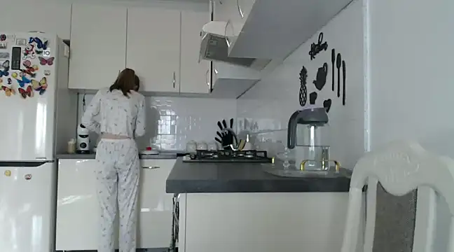  JustmeHere  online show from 30, 1, 2025