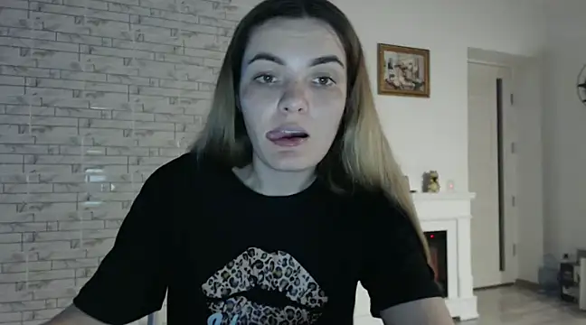  JustmeHere  online show from 31, 1, 2025