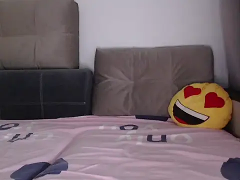  JustmeHere  online show from 25, 9, 2025