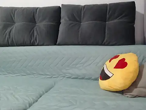  JustmeHere  online show from 18, 4, 2026