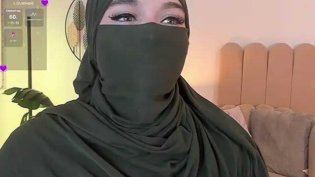 anna-henao online show from 6, 4, 2026