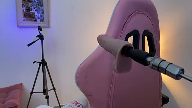 SweetPaige  online show from 28, 2, 2026