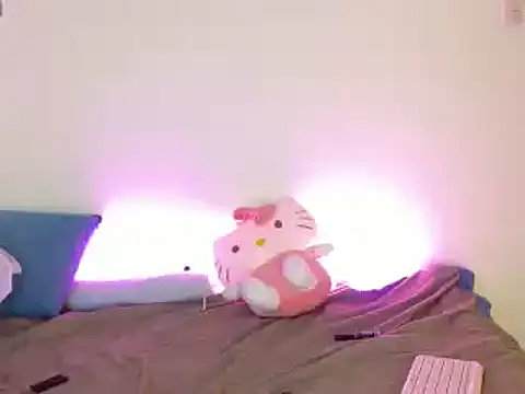 Snapshot of kittycatw chatting on 27, 12, 2024 kittycatw online show from 27, 12, 2024