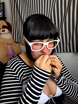 Snapshot of Derry_Cooper chatting on 21, 12, 2025 Derry Cooper online show from 21, 12, 2025