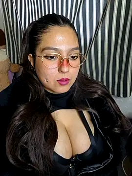 Snapshot of Derry_Cooper chatting on 1, 3, 2026 Derry Cooper online show from 1, 3, 2026