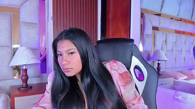 LinnaGardenia online show from 11, 1, 2026