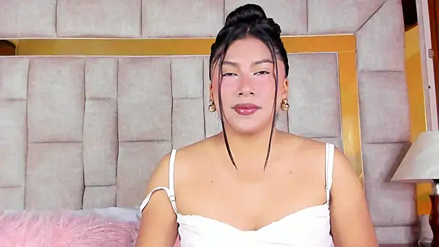 LinnaGardenia online show from 7, 4, 2026