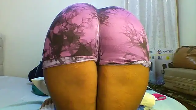 Petitiebooty online show from 24, 2, 2026