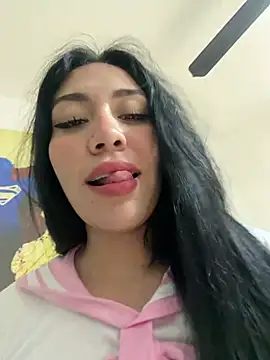 Snapshot of LunaAurora3 chatting on 17, 7, 2026 LunaAurora3 online show from 17, 7, 2026