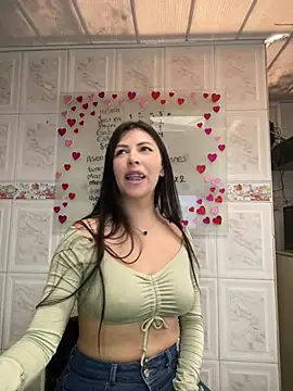 Snapshot of Alanna_atm_ chatting on 10, 2, 2025 Alanna atm  online show from 10, 2, 2025