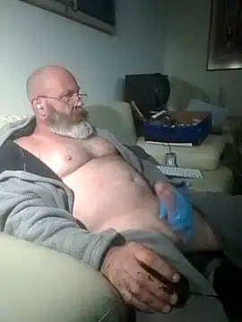 Snapshot of iambradz chatting on 9, 11, 2025 iambradz online show from 9, 11, 2025