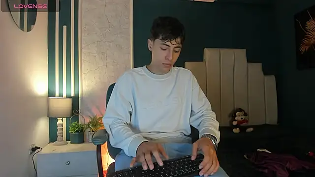 AlessandroDybala online show from 6, 3, 2025