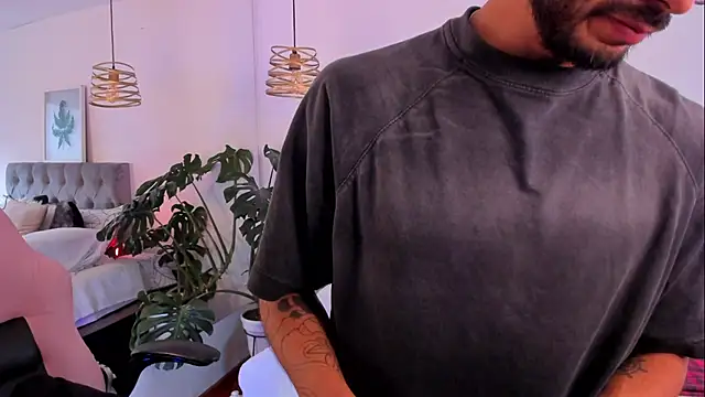 Tom cooper  online show from 15, 11, 2025