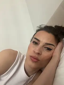 RebecaMur online show from 6, 4, 2026