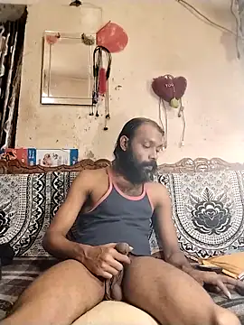 Snapshot of BadBoySmoker7070 chatting on 4, 10, 2025 BadBoySmoker7070 online show from 4, 10, 2025