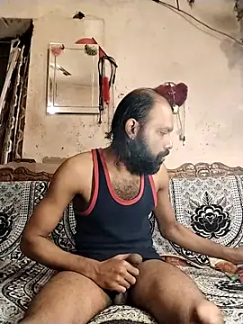 Snapshot of BadBoySmoker7070 chatting on 7, 11, 2025 BadBoySmoker7070 online show from 7, 11, 2025