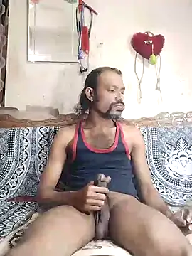 Snapshot of BadBoySmoker7070 chatting on 27, 11, 2025 BadBoySmoker7070 online show from 27, 11, 2025