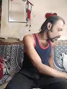 Snapshot of BadBoySmoker7070 chatting on 28, 11, 2025 BadBoySmoker7070 online show from 28, 11, 2025