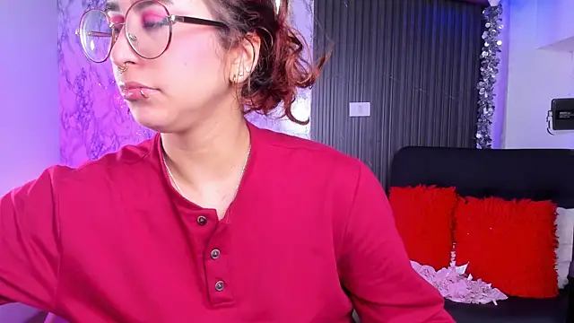 chloe blue online show from 2, 3, 2025