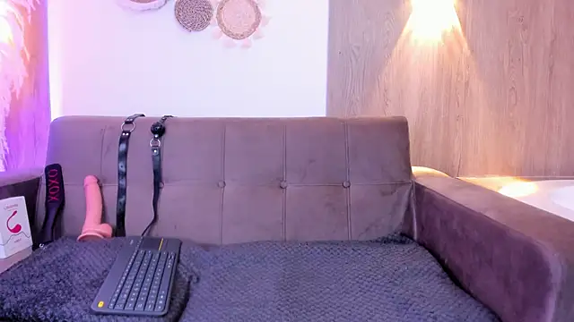 Snapshot of Santa_Cooper_ chatting on 10, 11, 2025 Santa Cooper online show from 10, 11, 2025