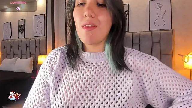 Snapshot of sweet--emily chatting on 15, 12, 2024 sweet--emily online show from 15, 12, 2024