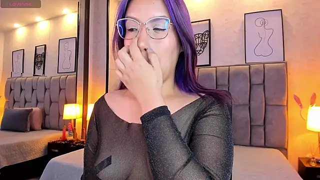 Snapshot of sweet--emily chatting on 18, 1, 2025 sweet--emily online show from 18, 1, 2025