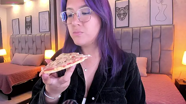 Snapshot of sweet--emily chatting on 28, 1, 2025 sweet--emily online show from 28, 1, 2025