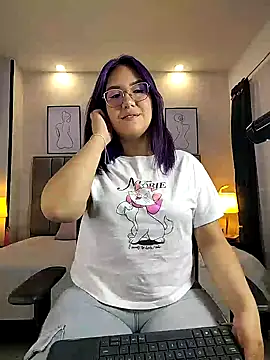 Snapshot of sweet--emily chatting on 31, 1, 2025 sweet--emily online show from 31, 1, 2025