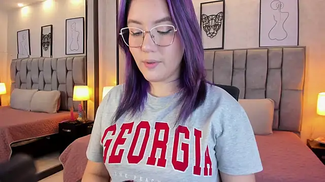 Snapshot of sweet--emily chatting on 6, 2, 2025 sweet--emily online show from 6, 2, 2025