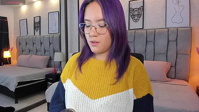 Snapshot of sweet--emily chatting on 14, 2, 2025 sweet--emily online show from 14, 2, 2025