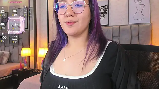 Snapshot of sweet--emily chatting on 19, 3, 2025 sweet--emily online show from 19, 3, 2025