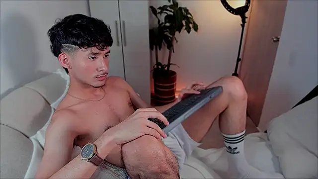 Snapshot of dimitri_targaryen chatting on 9, 1, 2025 dimitri targaryen online show from 9, 1, 2025