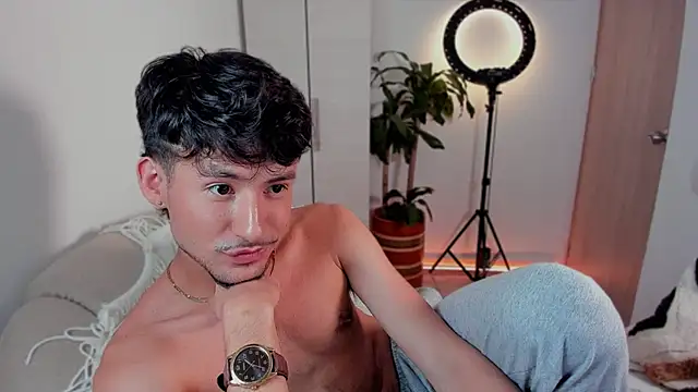 Snapshot of dimitri_targaryen chatting on 15, 1, 2025 dimitri targaryen online show from 15, 1, 2025