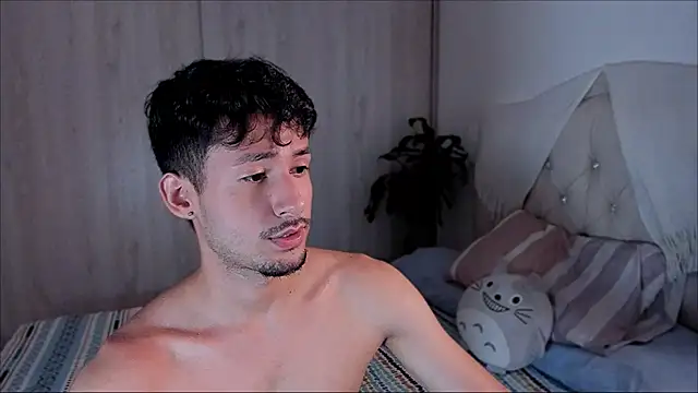 Snapshot of dimitri_targaryen chatting on 9, 10, 2025 dimitri targaryen online show from 9, 10, 2025