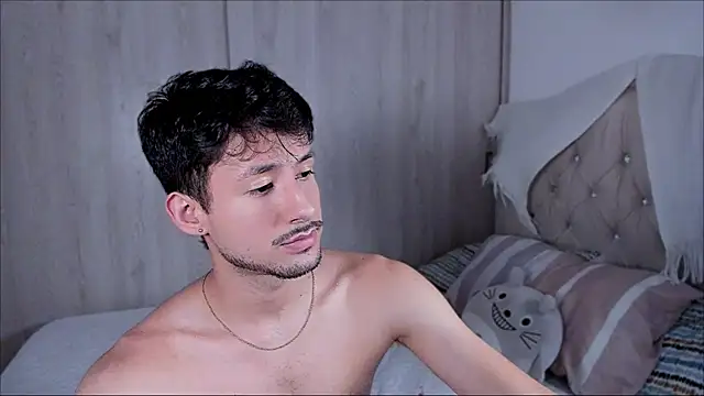 Snapshot of dimitri_targaryen chatting on 20, 10, 2025 dimitri targaryen online show from 20, 10, 2025