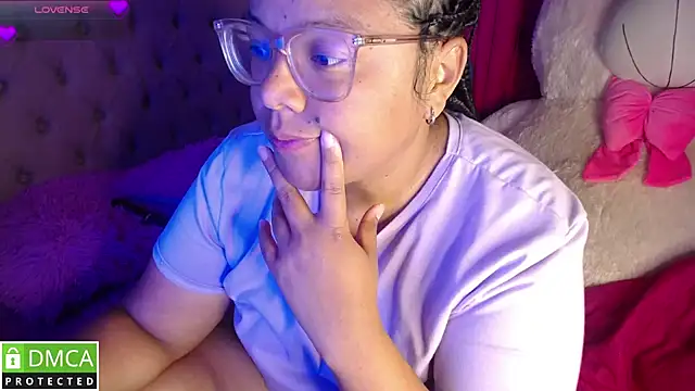 Snapshot of KittyHot20 chatting on 23, 10, 2025 KittyHot20 online show from 23, 10, 2025