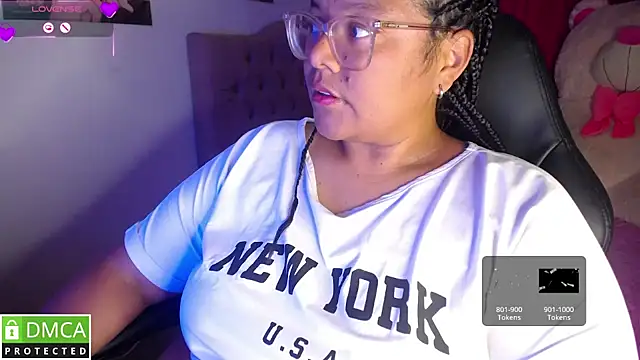 Snapshot of KittyHot20 chatting on 27, 10, 2025 KittyHot20 online show from 27, 10, 2025