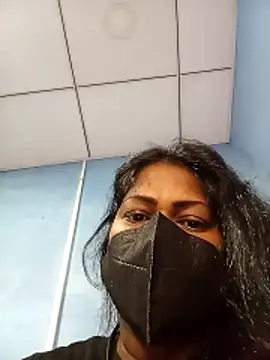 Snapshot of DISNI1997 chatting on 1, 12, 2025 DISNI1997 online show from 1, 12, 2025