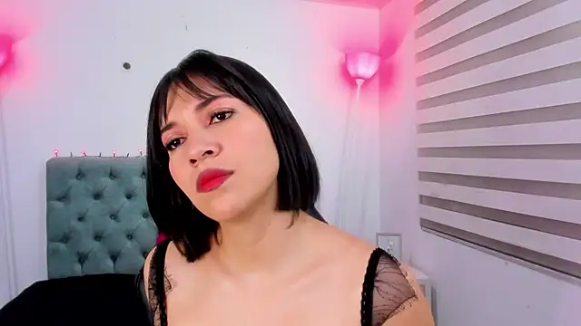 lina bedoya  online show from 21, 1, 2025